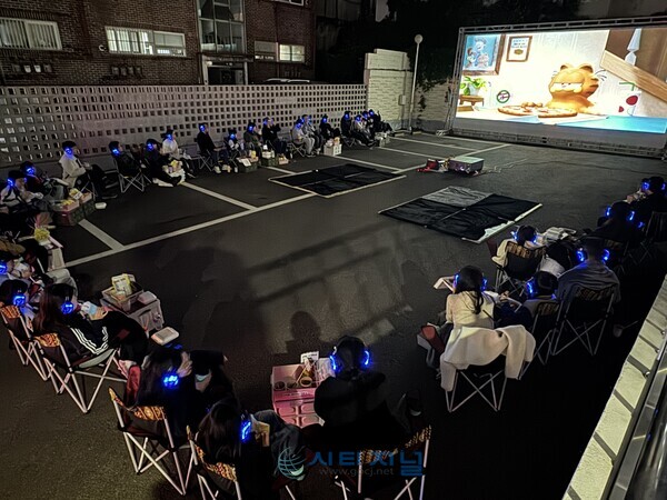 [11월 별별놀이터 가을 성정 어텀 체험 즐겨/사진=천안시성정청소년문화의집 제공]