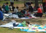 14일 개최된 바다사랑 어린이 그림그리기 대회 참가자 어린이가 열심히 그림을 그리고 있다.