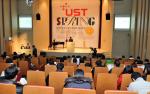 UST가 2012학년도 전기 신입생 입학식을 개최하고 있다.